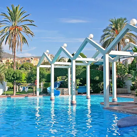 Clc Benal Apartahotel 3*